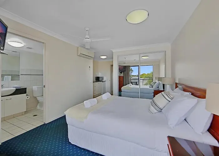 Ocean Breeze @ Coral Sands